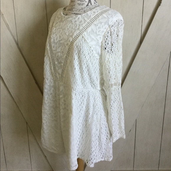 ❄️ASOS White Lace Laser-Cut Romper❄️ - Picture 2 of 8